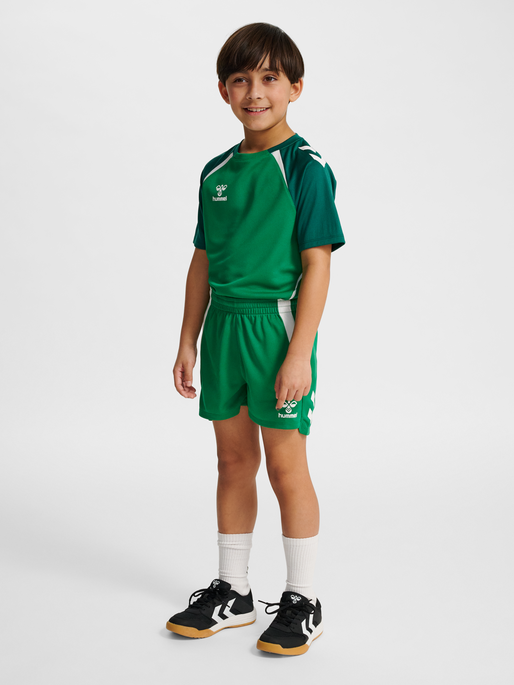 hmlLEAD 2.0 SHORTS KIDS, JELLY BEAN, model