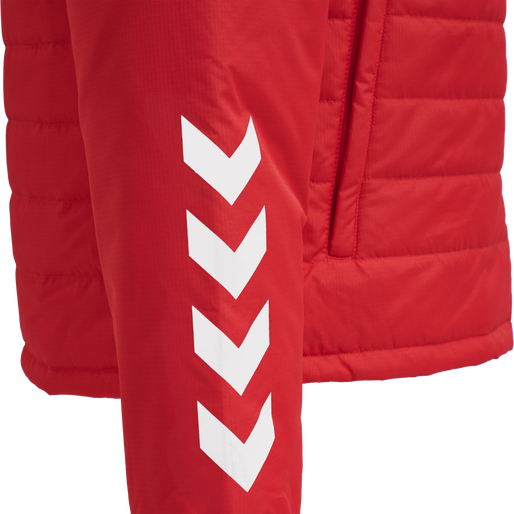 hmlPROMO SHORT BENCH JACKET, TRUE RED hmlPROMO SHORT BENCH JACKET, TRUE RED, packshot