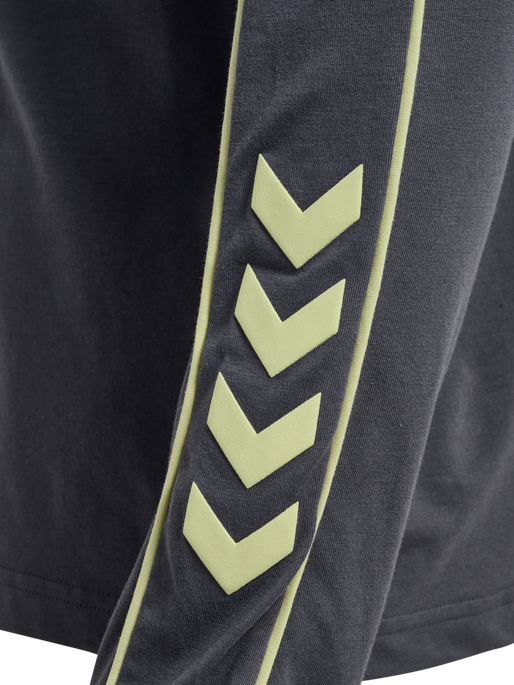 hmlPULSE PIPING T-SHIRT L/S, BLACKENED PEARL hmlPULSE PIPING T-SHIRT L/S, BLACKENED PEARL, packshot