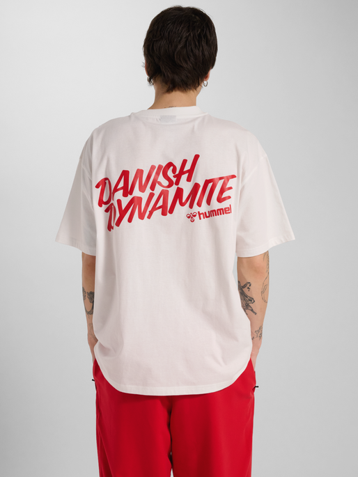DBU 26 FAN LOOSE DYNAMITE TEE SS, WHITE, model