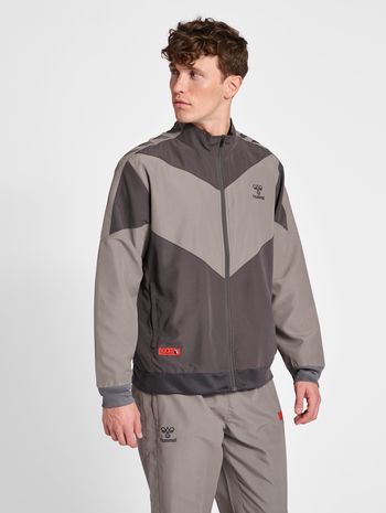 hmlPRO GRID WALK OUT JACKET, FORGED IRON, model