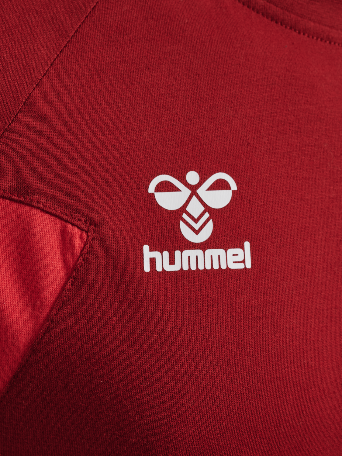 1FCK 23/24 TRAVEL T-SHIRT S/S, RED DAHLIA, packshot