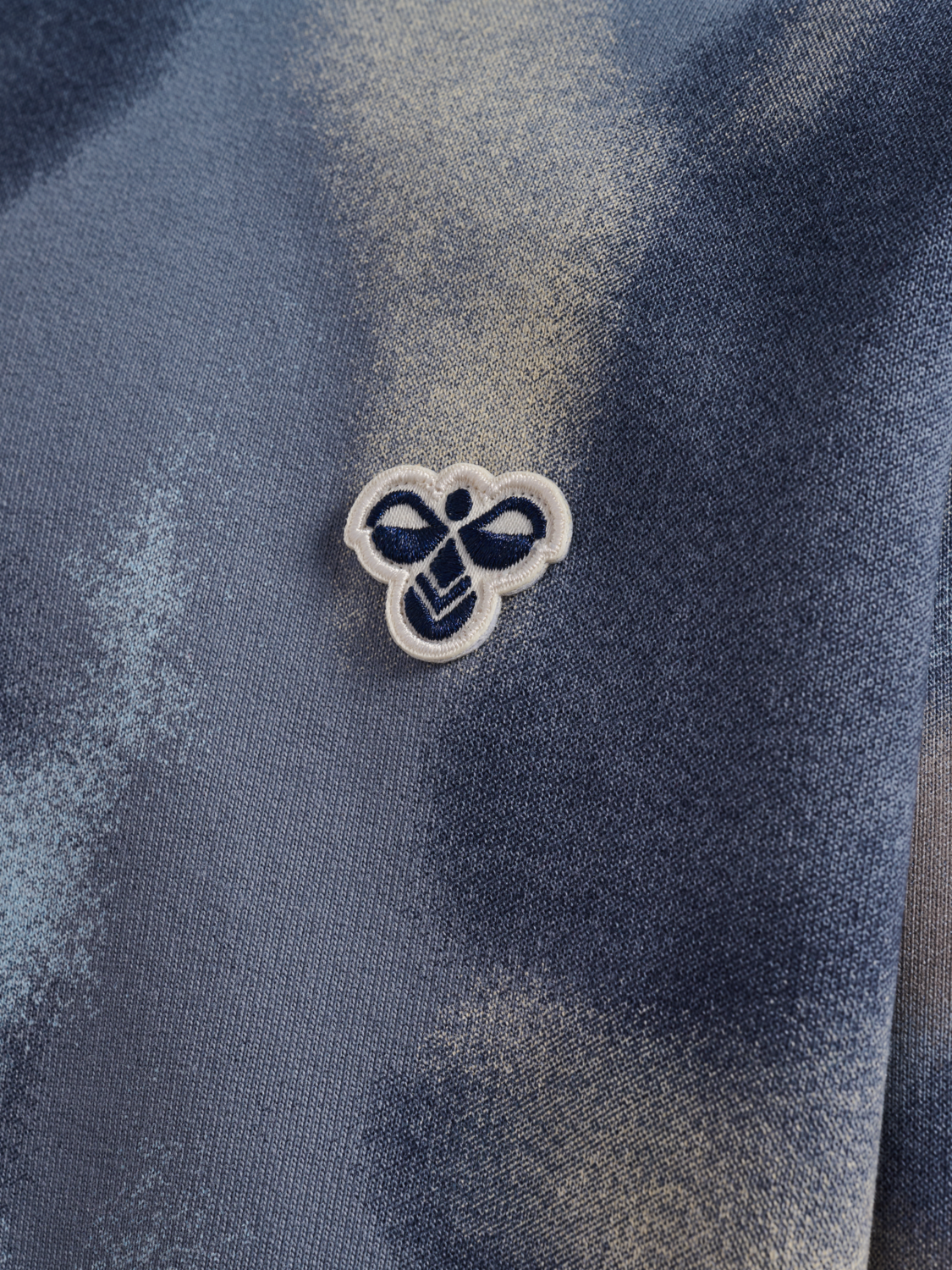 hmlJR LOOSE AOP HOODIE BEE, FLINT STONE, packshot