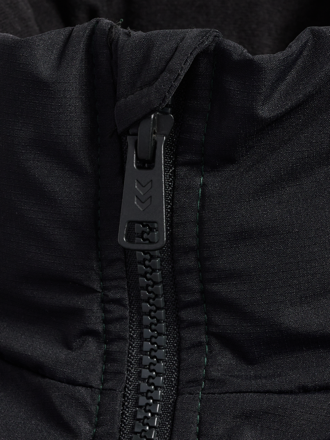 hmlPUFF JACKET SHORT SPORTSWEAR, PONDEROSA PINE, packshot