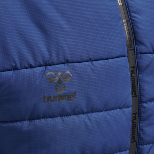 hmlNORTH QUILTED HOOD JACKET, TRUE BLUE hmlNORTH QUILTED HOOD JACKET, TRUE BLUE, packshot