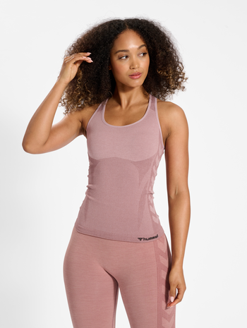 hmlCLEA SEAMLESS TOP, WOODROSE, model