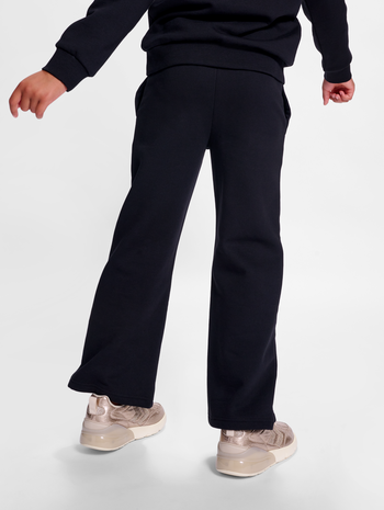 hmlDAFNE PANTS, BLACK, model