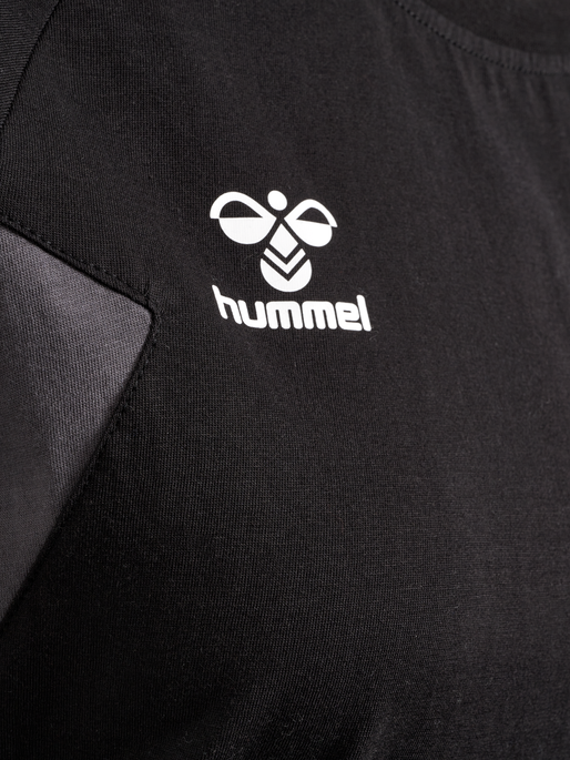 hmlTRAVEL T-SHIRT S/S WOMAN, BLACK, packshot