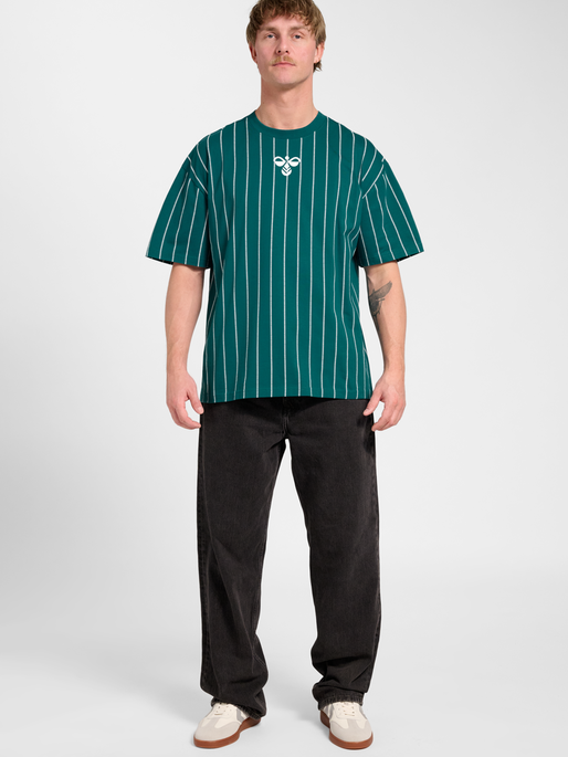 Chevron Pinstripe T-Shirt, TEAL/WHITE, model