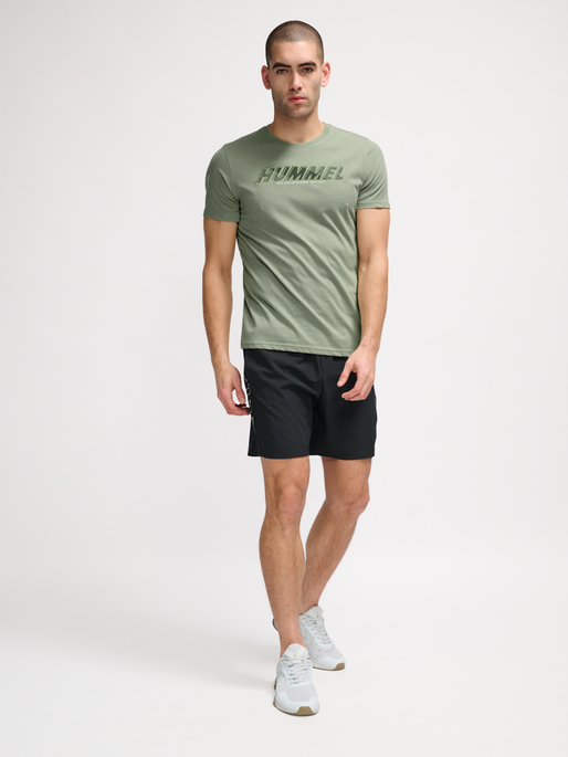 hmlTE EFFORT COTTON T-SHIRT, SEAGRASS, model