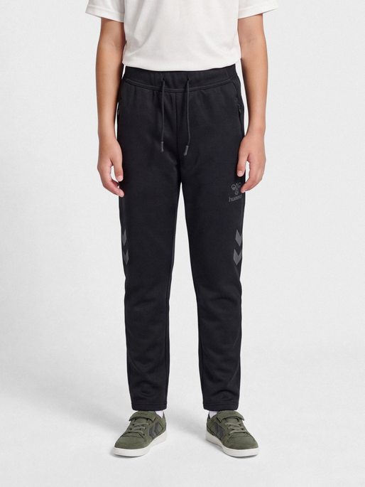 hmlCIMA 2.0 PANTS KIDS, BLACK, model