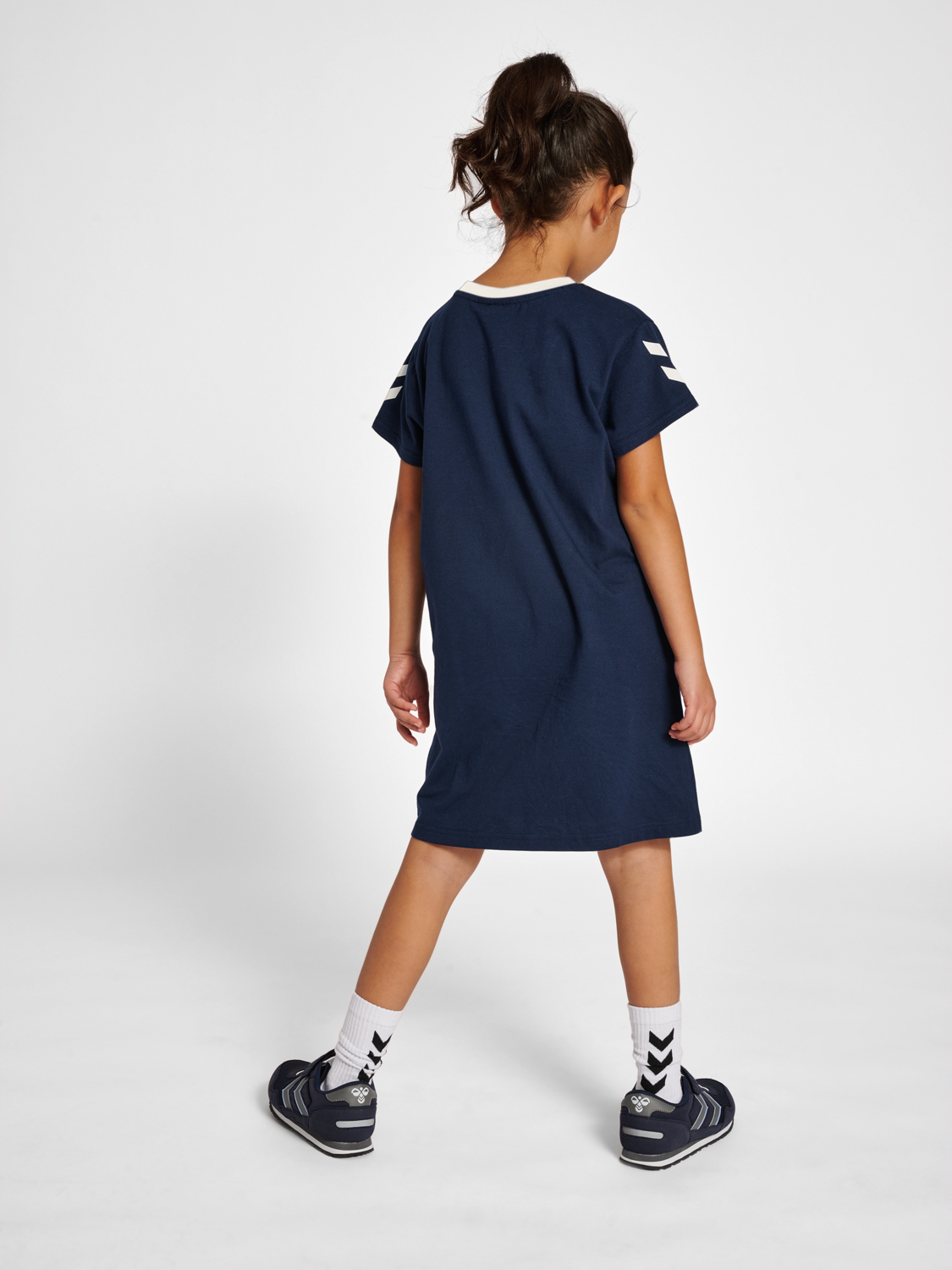 hummel MILLE T-SHIRT DRESS S/S - BLACK IRIS | hummel.fr