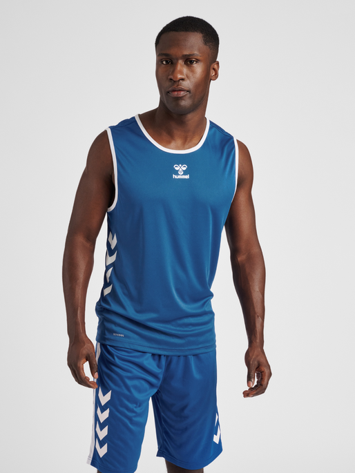 hmlCORE XK BASKET JERSEY, TRUE BLUE, model