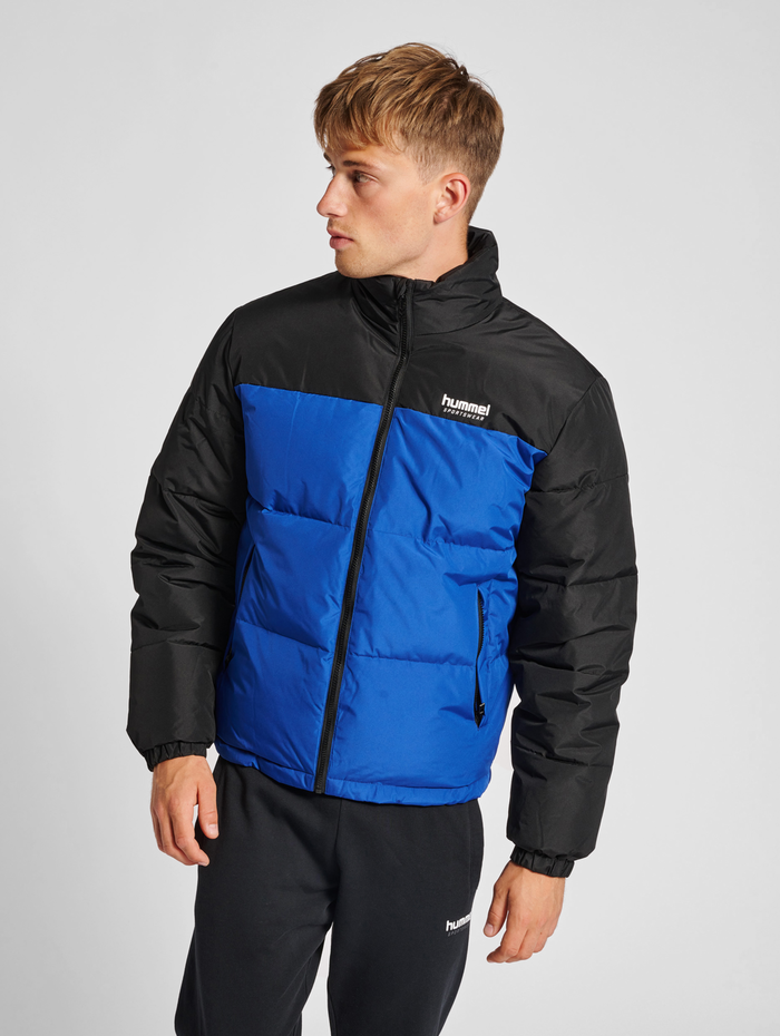hmlLGC NICKY PUFF JACKET, MAZARINE BLUE, model
