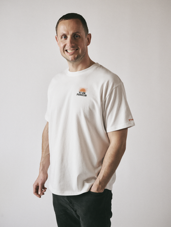 hmlFESTIVAL BOXY T-SHIRT, WHITE, model