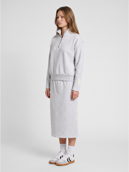 hmlI-D ZIP POLO SWEATSHIRT, LIGHT GREY MELANGE, model
