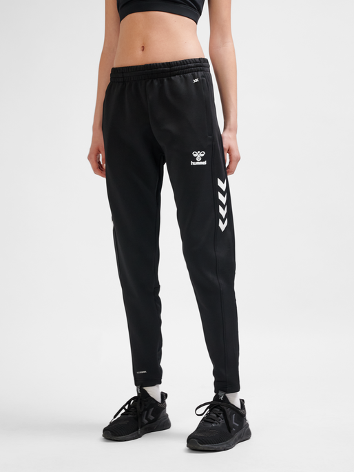 hmlCORE XK TRAINING PL PANTS WOMAN, BLACK, model
