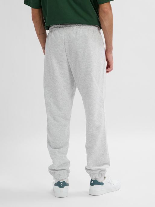 hmlFELIX REGULAR PANTS, LIGHT GREY MELANGE, model