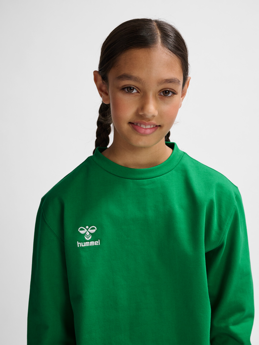 hmlGO 2.0 SWEATSHIRT KIDS, JELLY BEAN, model