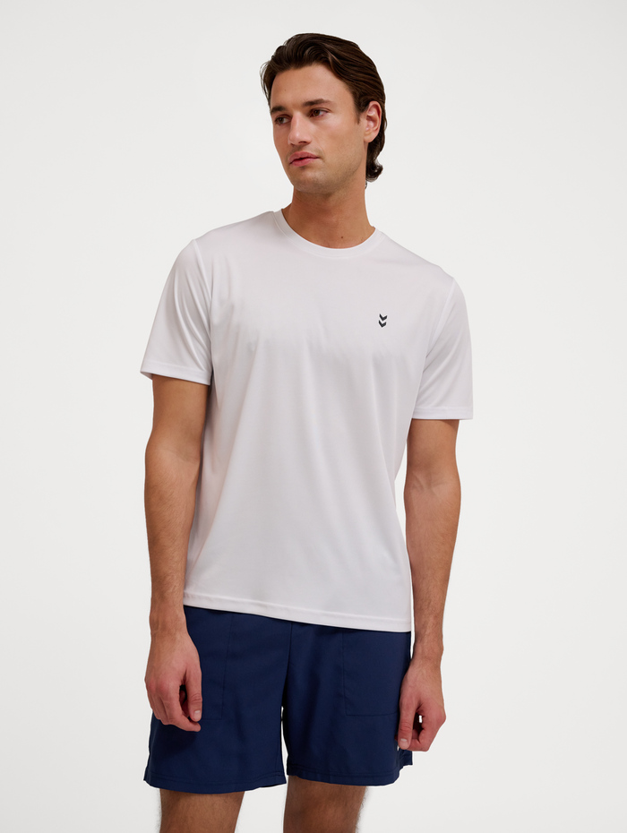 hmlPULSE TRAINING  T-SHIRT S/S, WHITE, model