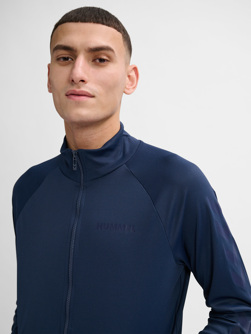 hmlLEGACY SUNE POLY ZIP JACKET, BLUE NIGHTS, model