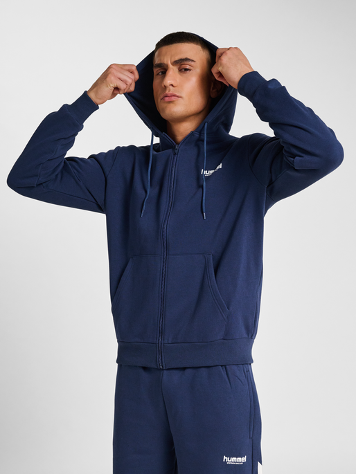 hmlLEGACY 2.0 ZIP HOODIE, DRESS BLUES, model