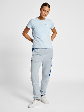 hmlLGC KRISTY SHORT T-SHIRT, CELESTIAL BLUE, model