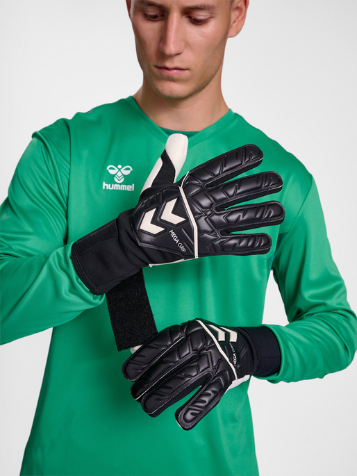 hmlGK GLOVES MEGA GRIP, BLACK, model