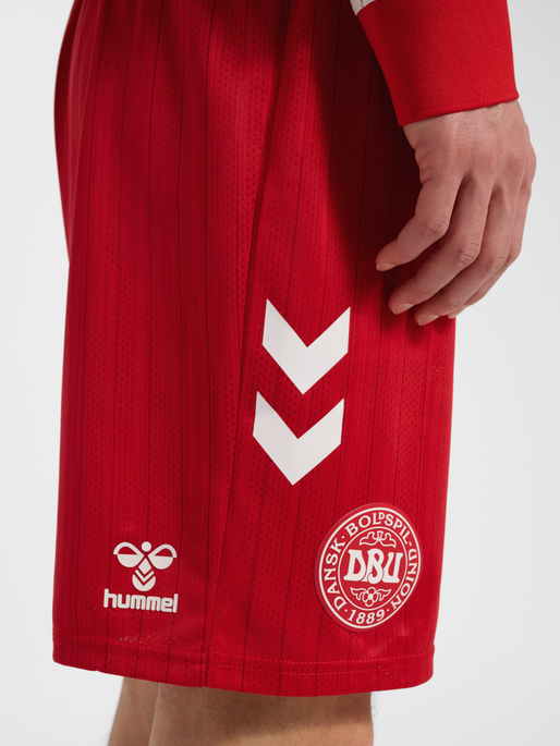 DBU 26 AWAY SHORTS PRO, TANGO RED, model