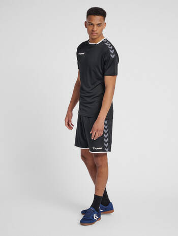 hmlAUTHENTIC POLY SHORTS, BLACK, model