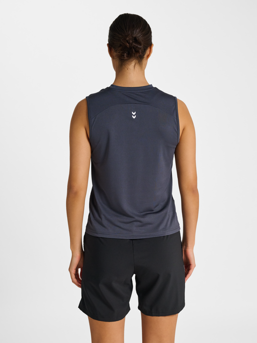 hmlPULSE WORKOUT W TANKTOP, EBONY hmlPULSE WORKOUT W TANKTOP, EBONY, model