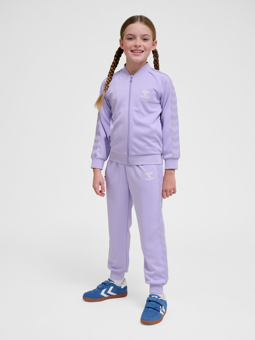 hmlNOMA ZIP JACKET, LAVENDER, model