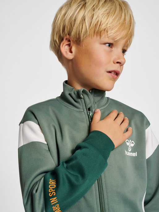hmlJASON ZIP JACKET, 6575, model