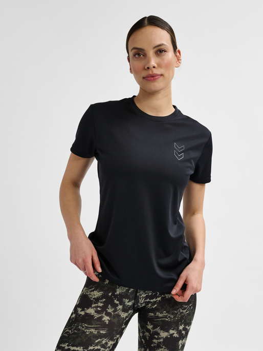 hmlACTIVE CO TEE S/S WOMAN, BLACK, model