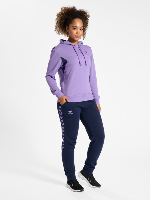 hmlSTALTIC COTTON HOODIE WOMAN, PAISLEY PURPLE, model