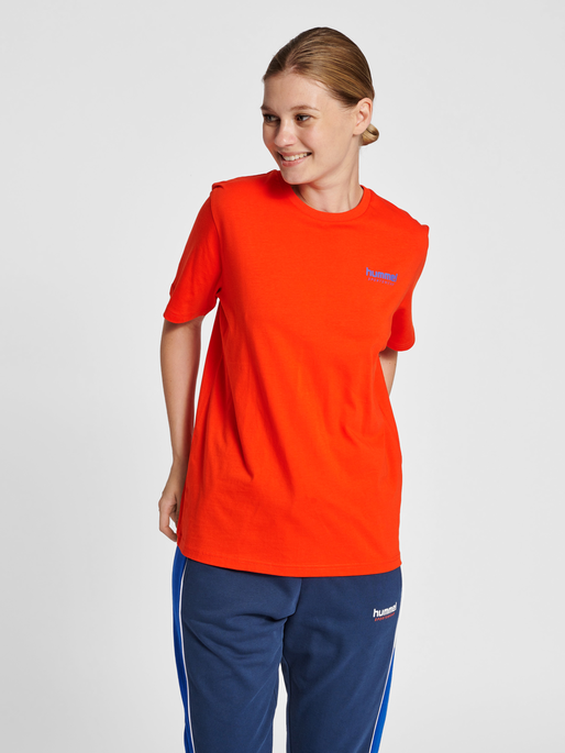 Vetements t hotsell shirt orange