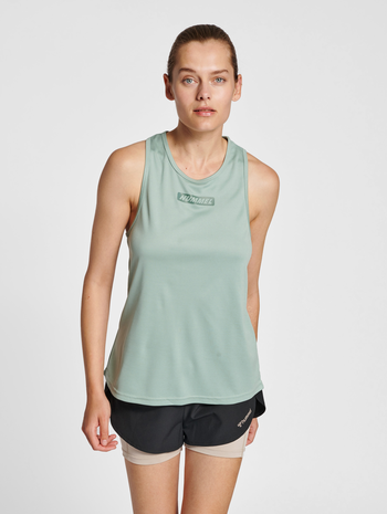 hmlTE TOLA TANKTOP, BLUE SURF, model