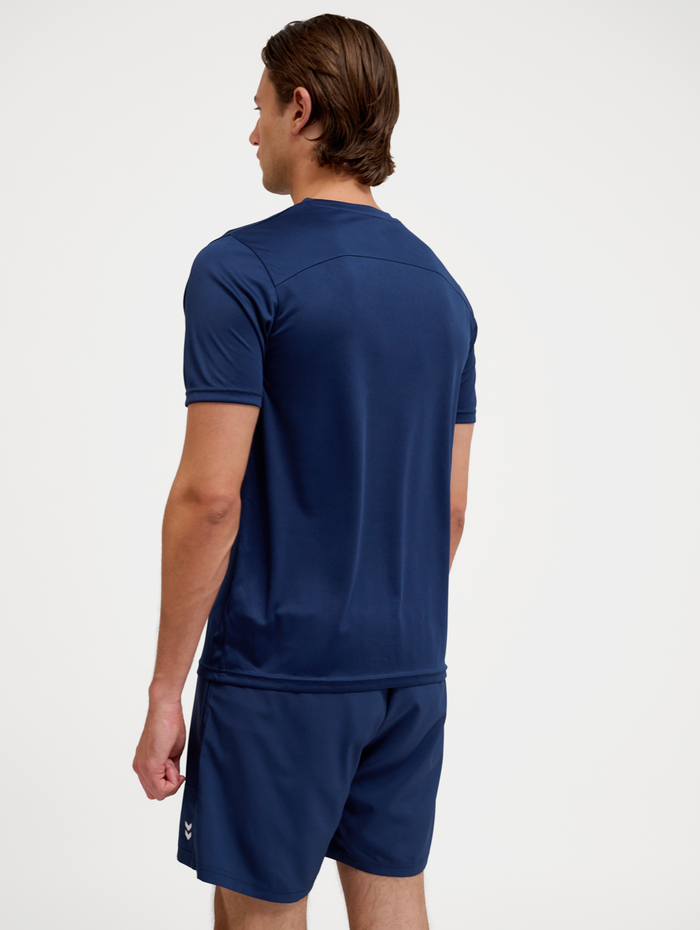 hmlPULSE TRAINING  T-SHIRT S/S, DRESS BLUES, model