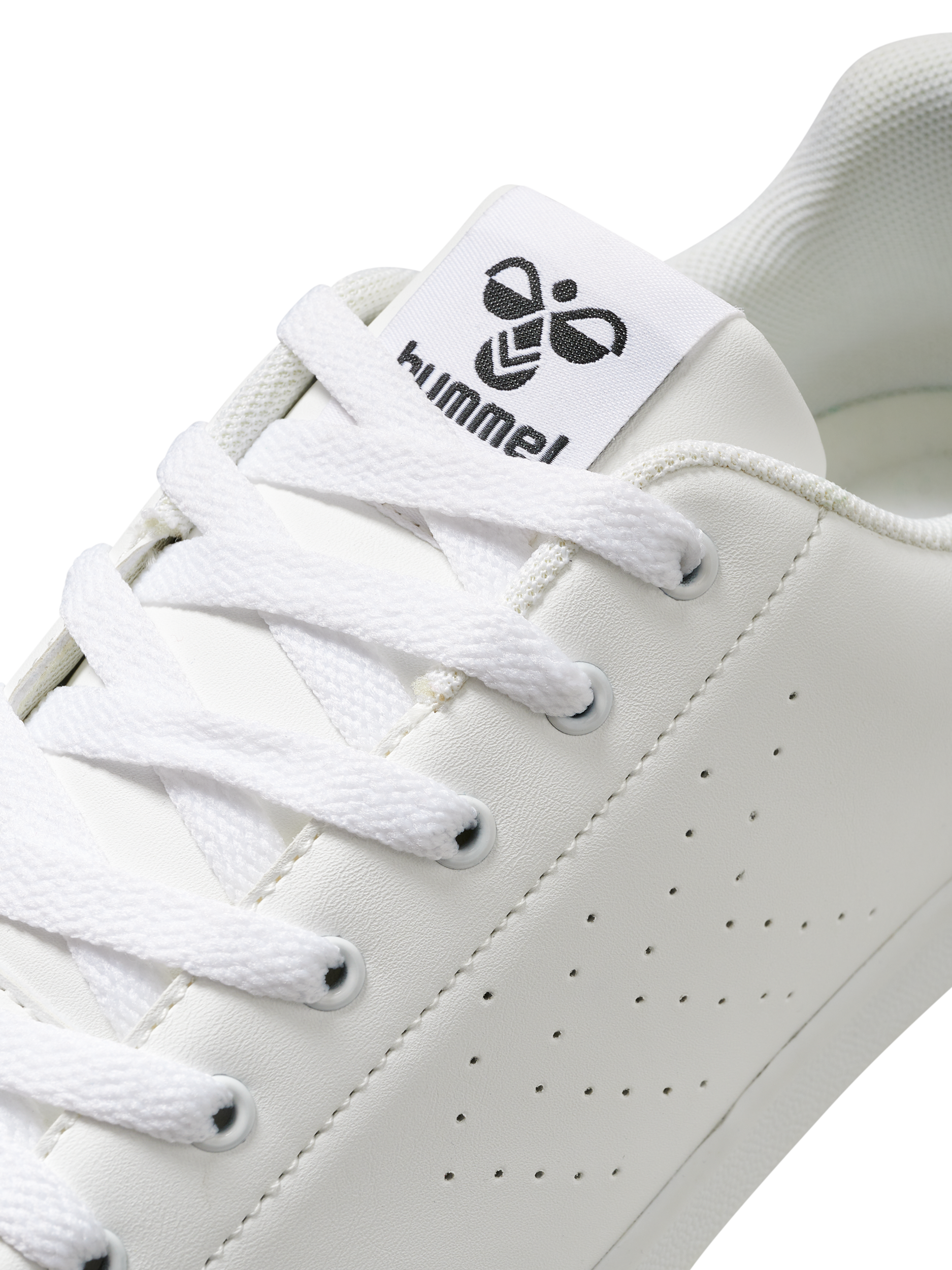 BUSAN, WHITE/BLACK, packshot