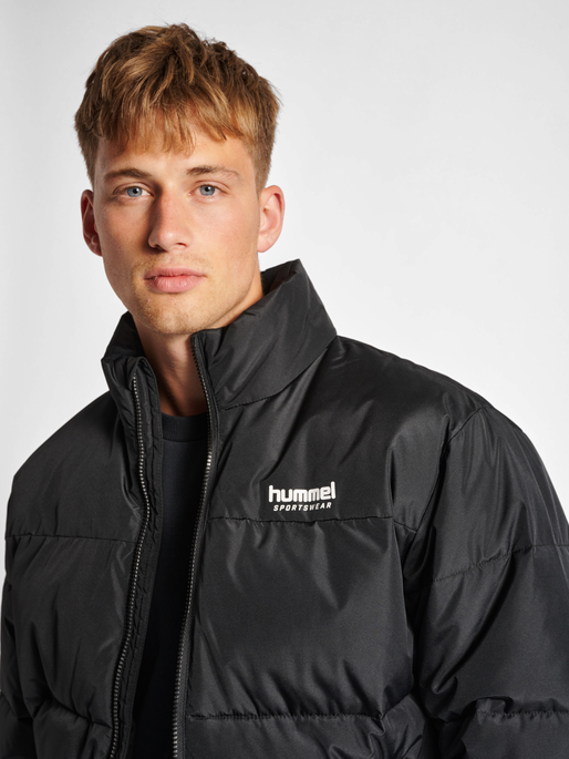 hmlLGC NICKY PUFF JACKET, BLACK, model