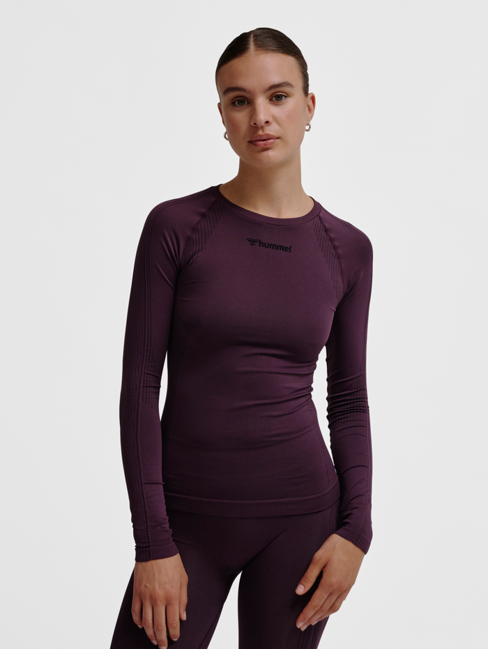 hmlMT SHAPING SEAMLESS T-SHIRT L/S, PLUM PERFECT, model