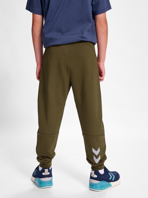 hmlON PANTS, BEECH, model