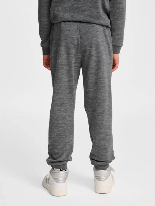 hmlJR WOOL PANTS BEE, DARK GREY MELANGE, model