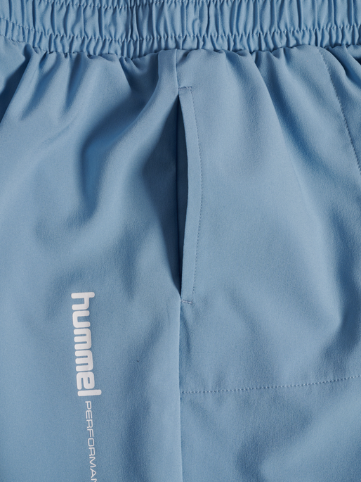 hmlJR PULSE WORKOUT SHORTS, FADED DENIM, packshot