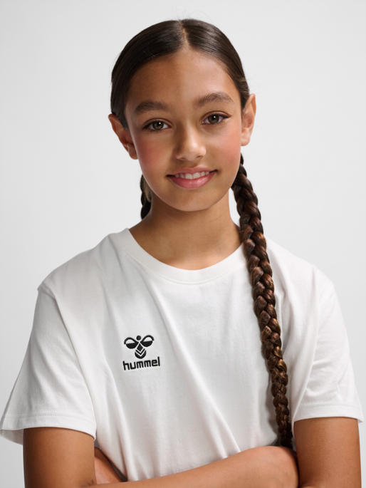 hmlGO 2.0 T-SHIRT S/S KIDS, WHITE, model