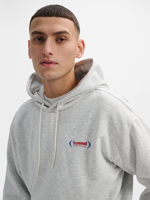 hmlFELIX LOOSE HOODIE, LIGHT GREY MELANGE, model