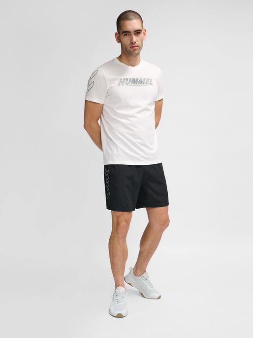 hmlTE EFFORT COTTON T-SHIRT, WHITE, model