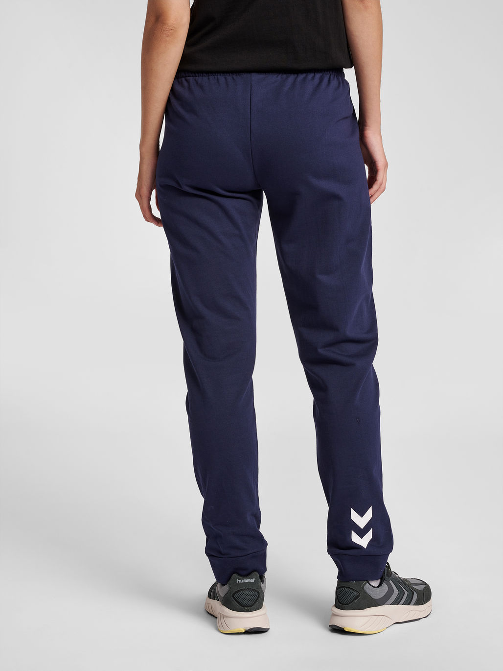 HMLGO COTTON PANTS WO, MARINE, model