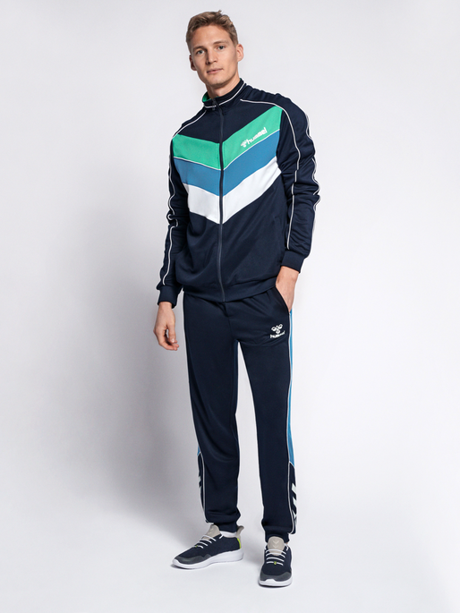 hmlLIAM ZIP JACKET, 1009, model