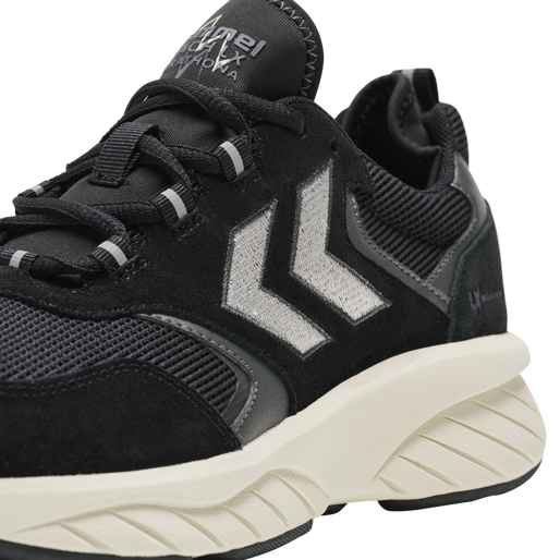 MARATHONA REACH LX, BLACK/WHITE, packshot